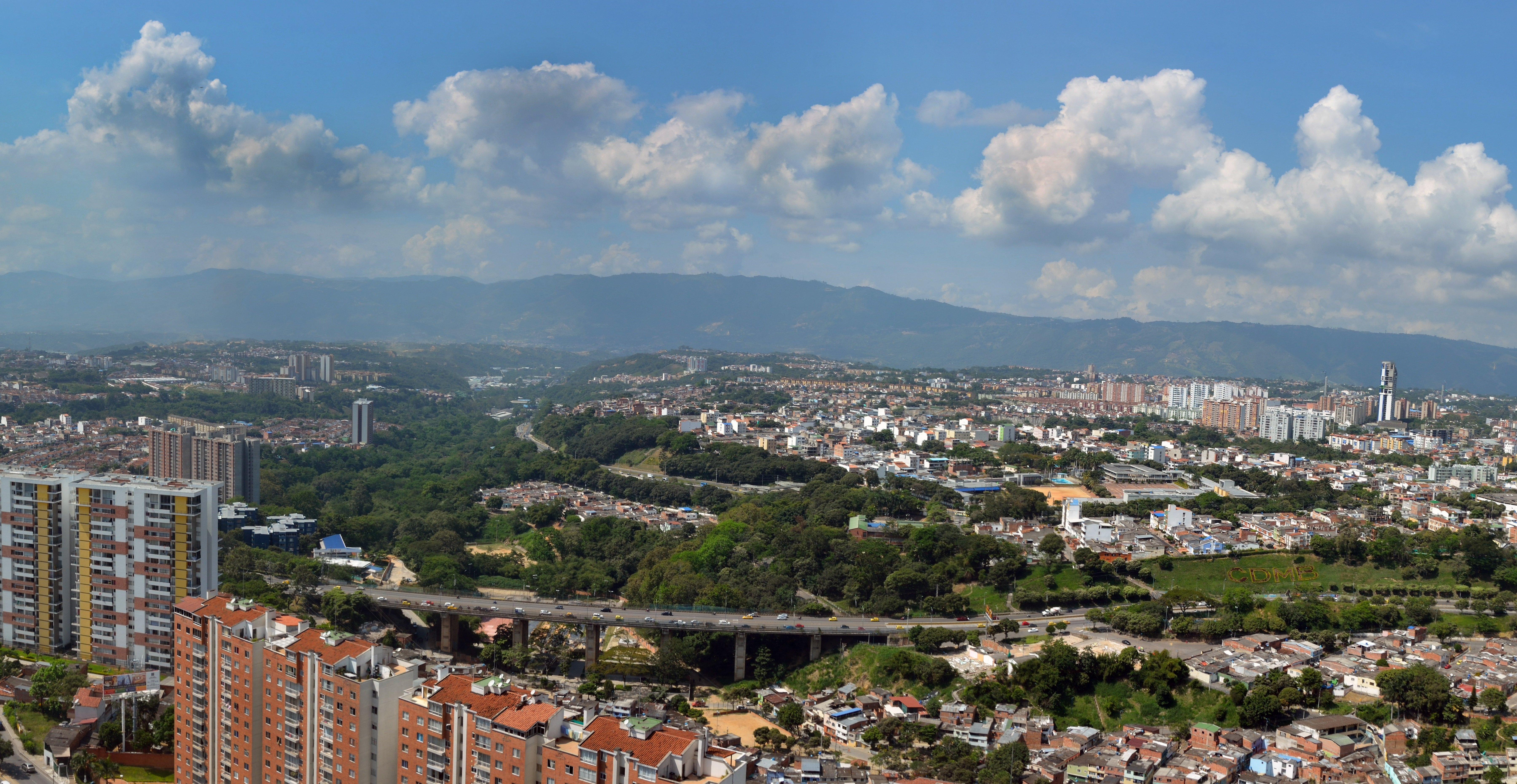 Holiday Inn Bucaramanga Cacique, An Ihg Hotel Exterior foto